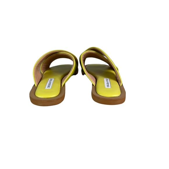 CHELSEA & VIOLET JACEY Leather Strappy Cross Band Sandals - Picture 4 of 9